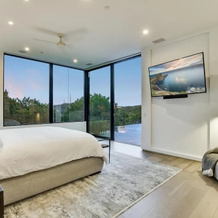 The Above Accolade Estate, West Lake Hills — photo 2