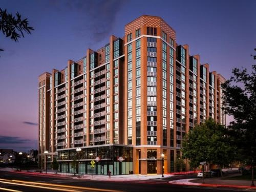 National at Virginia Square, 阿灵顿 — 照片 1