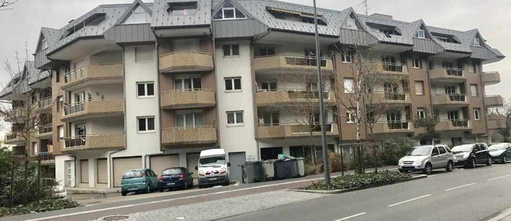 DESIGN APARTMENT Near GENEVA, 埃特朗比耶 — 照片 1