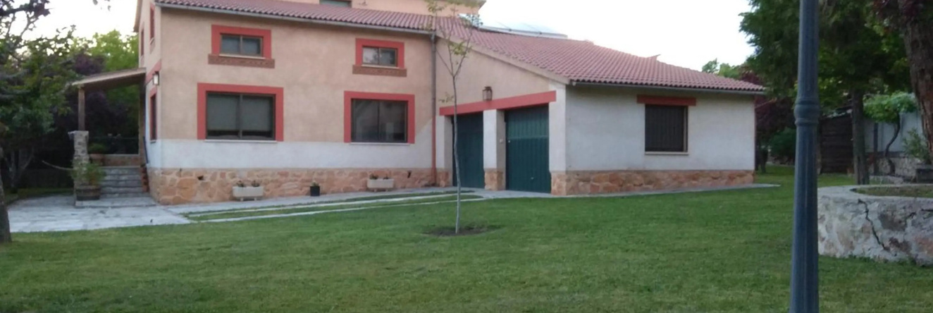 Casa Rural Las Tuyas En Segovia, Паласуэлос-де-Эресма — фото 1