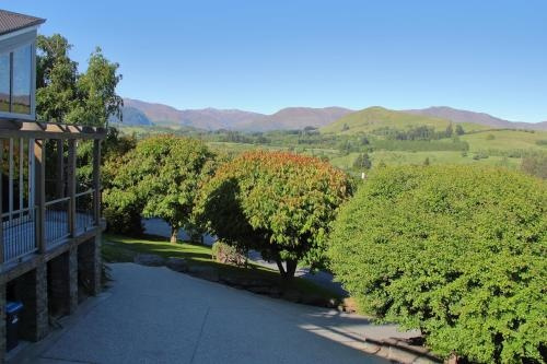 Pinnacle Villa, Lower Shotover — photo 1