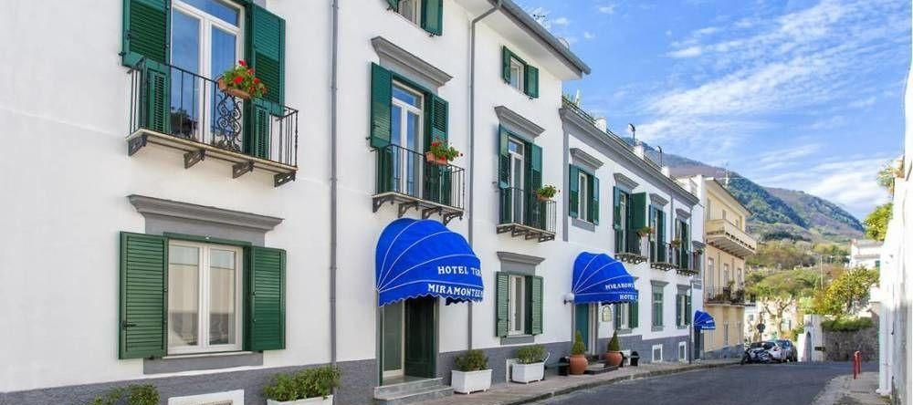 Hotel Terme Miramonte e Mare, 卡萨米乔拉泰尔梅 — 照片 1