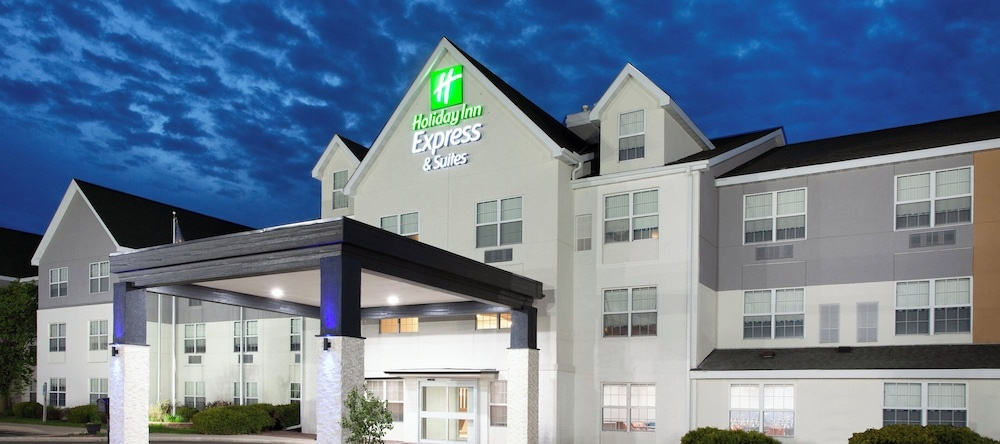 Holiday Inn Express And Suites Port Washington, 华盛顿港 — 照片 1