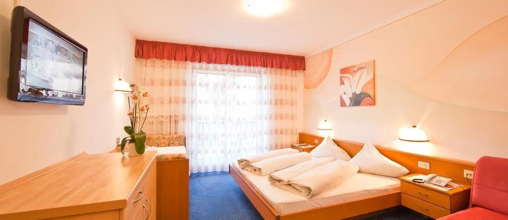 Hotel-Garni Kreidhof, 纳莱斯 — 照片 1