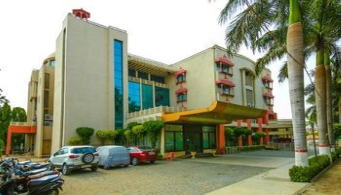 OYO 13279 Hotel Jabali Palace, 贝达加特 — 照片 1