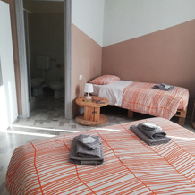 La Cordata Accommodation - Woodhouse Bike Hotel, Cinisello Balsamo — photo 5