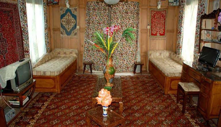 Kohimaran Group Of Houseboats, 斯利那加 — 照片 1