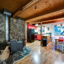 Mt. Baker Lodging Cabin 48 (Sleeps 5), Glacier — photo 3