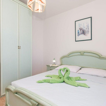 Beautiful Home in Lukovo Sugarje With 5 Bedrooms, Jacuzzi and Wifi, 卢科沃舒加列 — 照片 4
