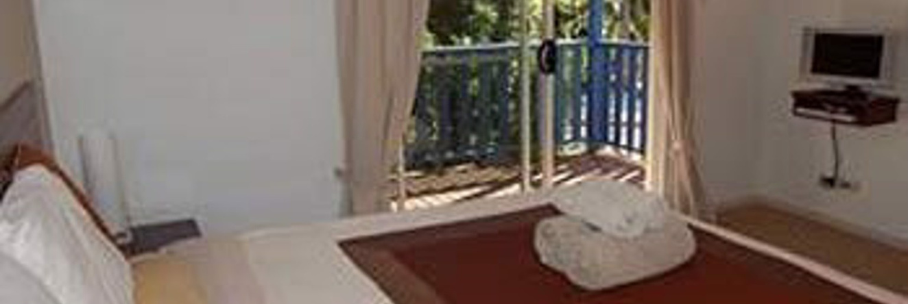 Amber Gardens Guest House, Ewingsdale — photo 1