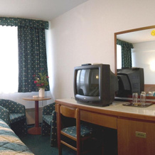 Riviera Park Hotel, 巴拉顿城堡 — 照片 3