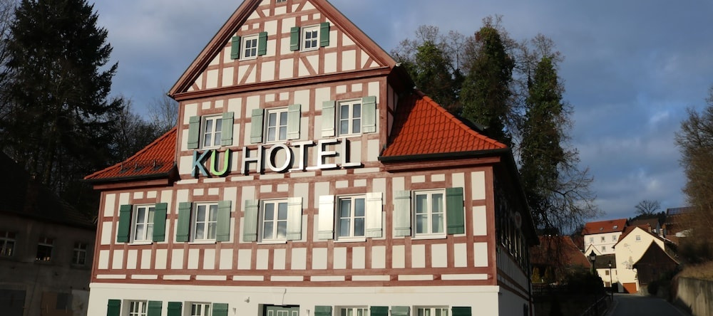 Ku Hotel, Кульмбах — фото 1