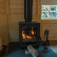 Hobbit Cabin For 2 - Outdoor Bath / Wood Burner, Карлук — фото 2