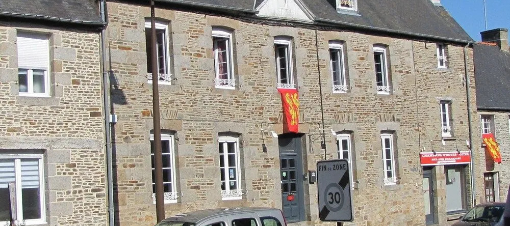 Maison D'Hotes Les Belles De Mai, 蓬托尔松 — 照片 1