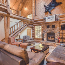 Bear Den Log Cabin, Brightwood — photo 2