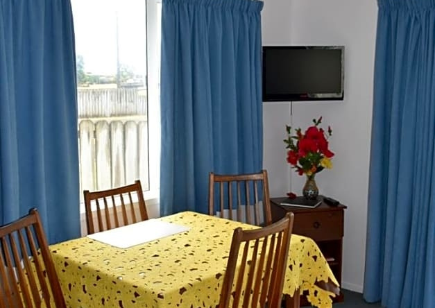 Hibiscus Bed & Breakfast, Waihi Beach — photo 1
