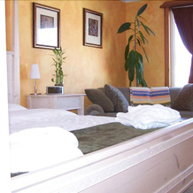 Artisan Upstairs Guesthouse, Садбери — фото 5