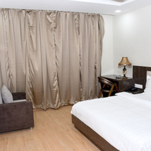 The Aanandam Hotel Resort, 伊塔尔西 — 照片 3