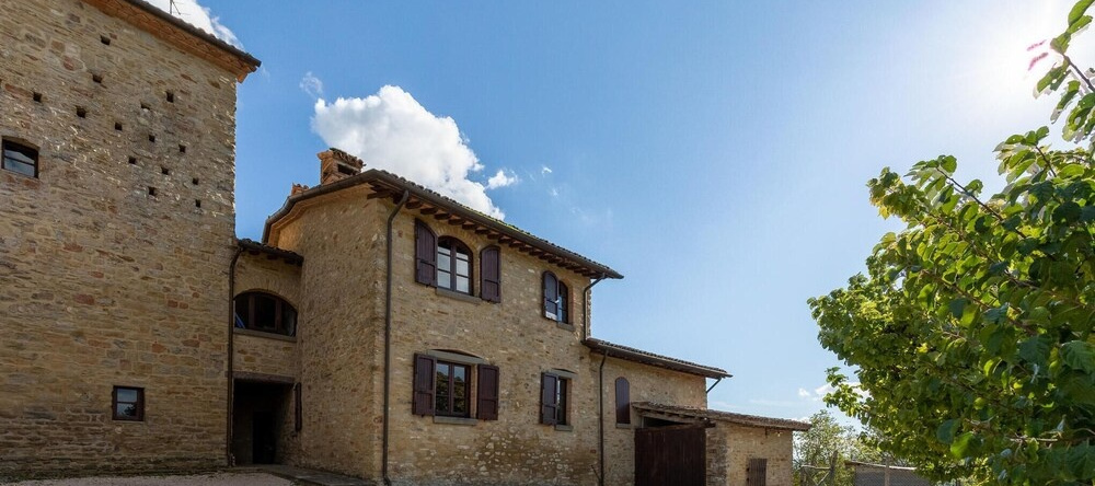 Mandorli, Monte Santa Maria Tiberina — photo 1