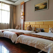 XueFu Hotel, Qiandongnan — photo 3