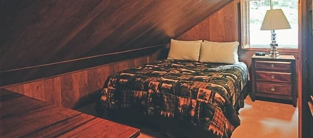 Crystal Creek Chalet, Brightwood — photo 1