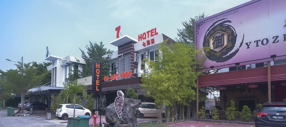 Oyo 44052 Seven Hotel, Simpang Ampat — photo 1