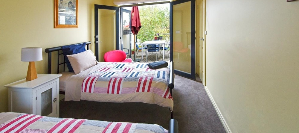 Port Boutique Accommodation, Порт-Фейри — фото 1