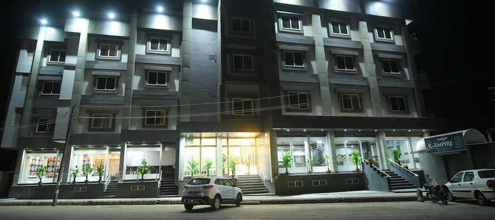 R Empire Dvanagere, Davanagere — photo 1