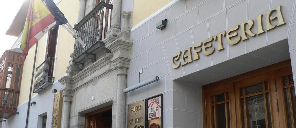 Posada Real Los Cinco Linajes, Аревало — фото 1