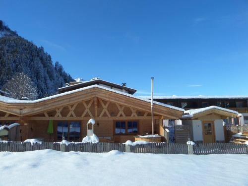 Luxury Chalets Wiesenruh, 比希尔巴赫 — 照片 1