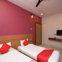 OYO 28645 Nirmalya Plaza, 布拉马普里 — 照片 3