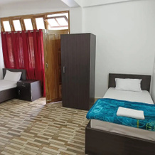 Hotel 7 Eleven, Dirang — photo 3