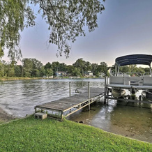 Cozy Lakefront Lapeer House W/ 2 Paddle Boats!, Лапир — фото 5