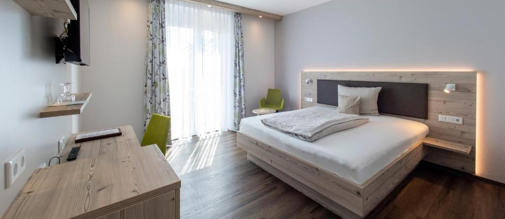 Landhotel Hopp, 海斯海姆 — 照片 1