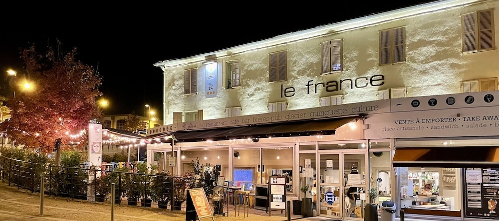 Hotel Abelha Le France, 布里夫拉盖亚尔德 — 照片 1