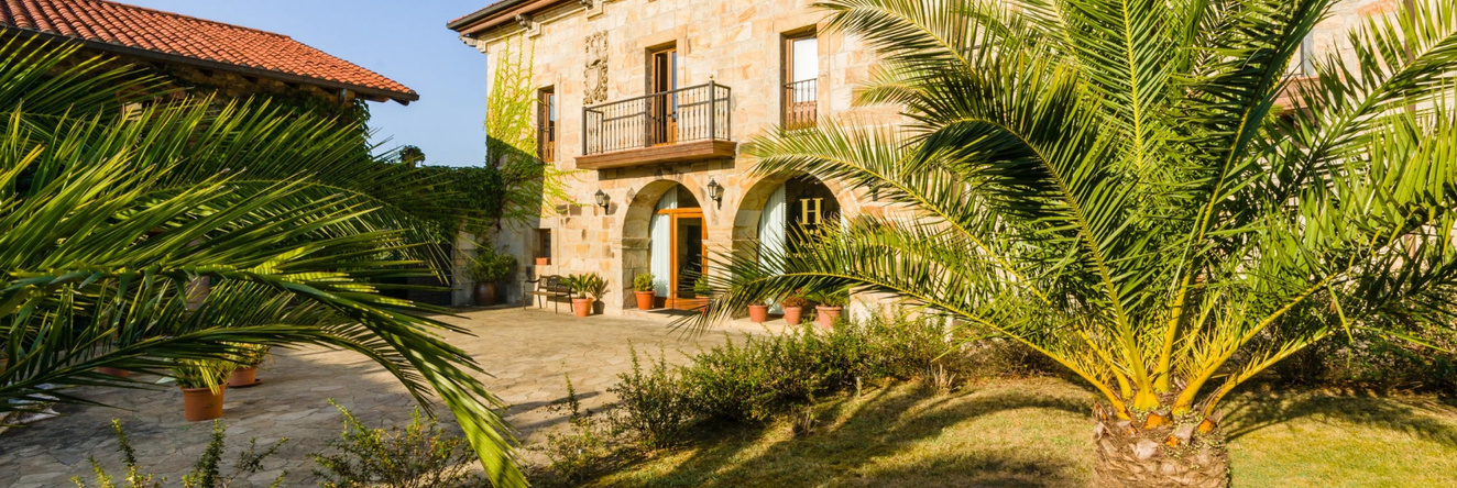 Palacio García Quijano, 利亚诺 — 照片 1