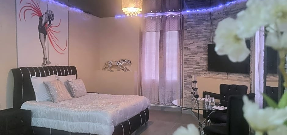 Les Spa de Venus, 沙拉温 — 照片 1