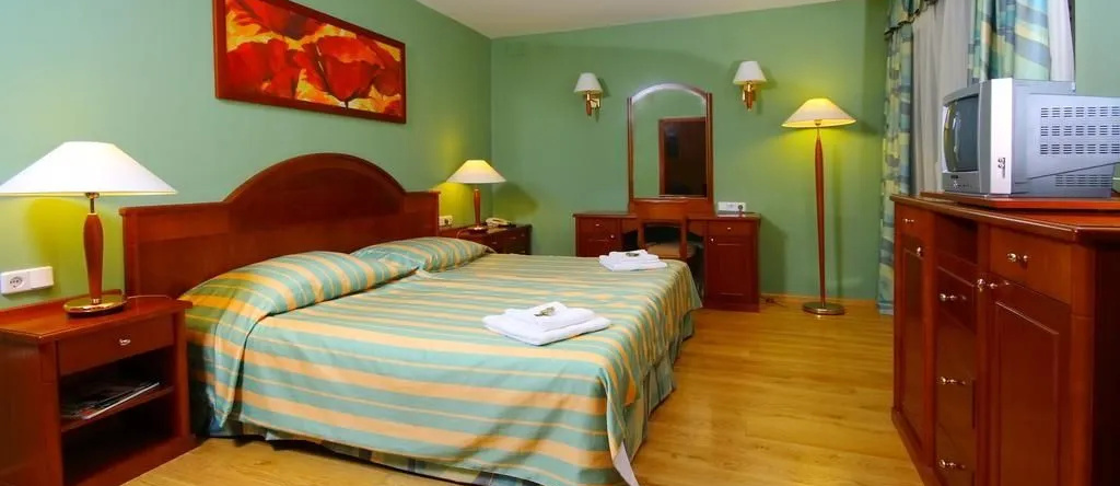 Adriatiq Resort Fontana Deluxe, 埃尔萨 — 照片 1