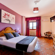 Hostal Alfonso XI, Guadalupe — photo 4