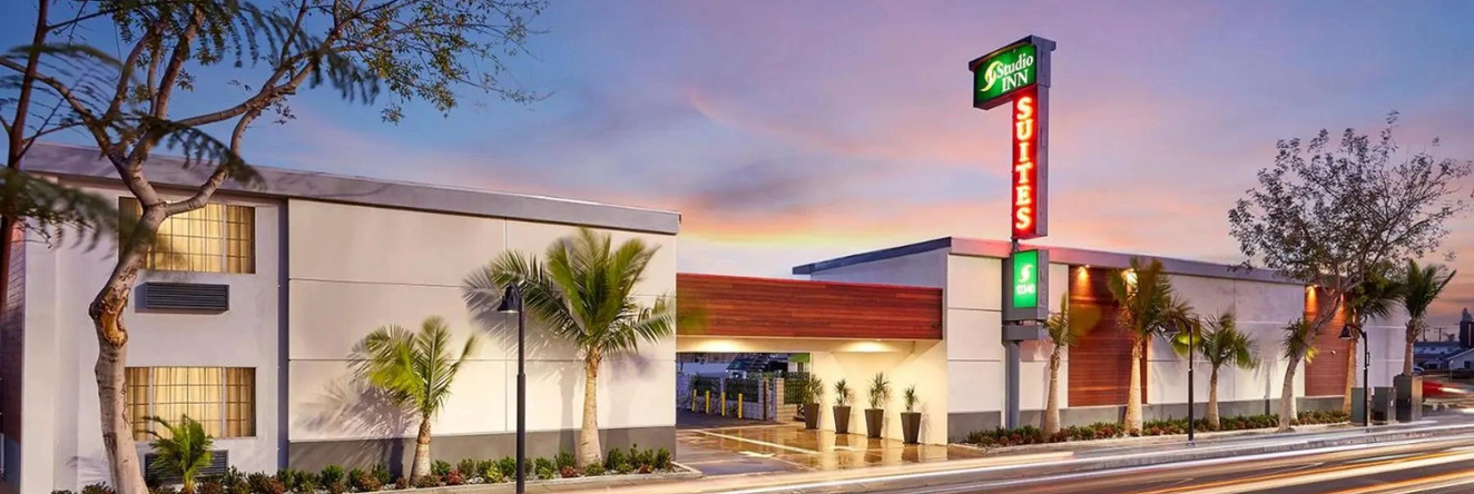 Studio Inn And Suites At Promenade Downey, Доуни — фото 1