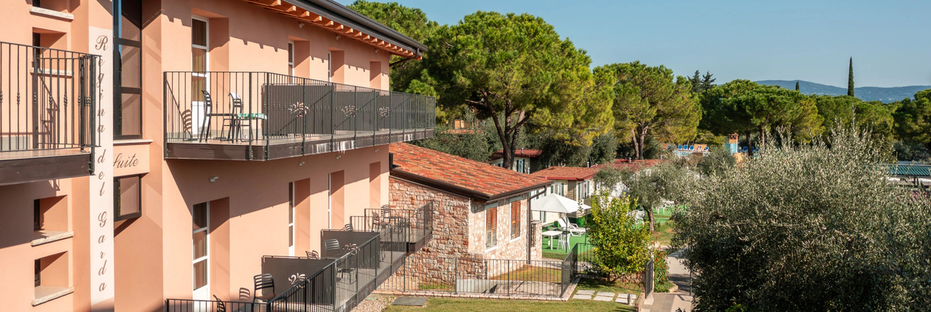 Hotel Regina Del Garda Suite, 托斯科拉诺-马德尔诺 — 照片 1
