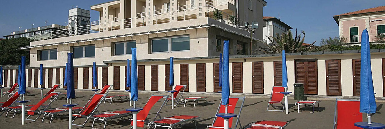 Hotel Alta la Vista, 卡斯塔涅托卡杜奇 — 照片 1