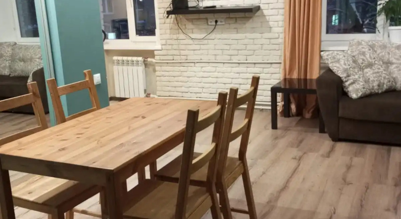 Uyutnaya V Tsentre Yaroslavlya Flat, Yaroslavl — photo 1