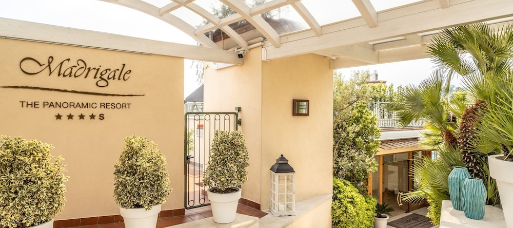 Residence Madrigale, Costermano sul Garda — photo 1