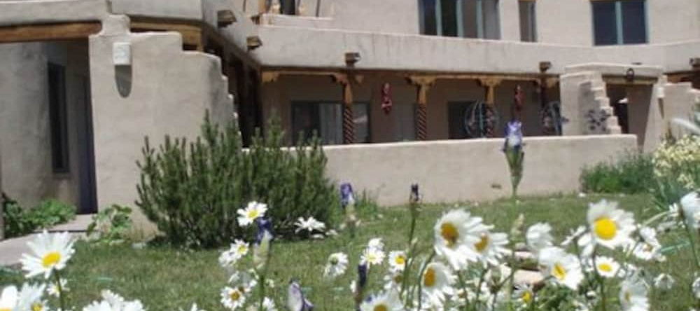 Adobe And Stars Bed And Breakfast, Арройо-Секо — фото 1