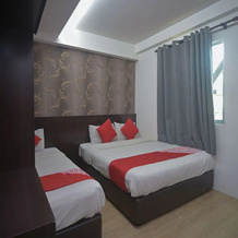 Oyo 44052 Seven Hotel, Simpang Ampat — photo 5