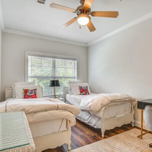 1 Mi To Uga: Charming Athens Condo W/ Balconies!, Атенс — фото 5