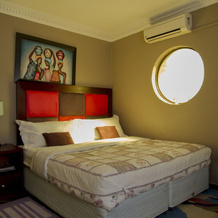 Vhavenda Hills Bed & Breakfast, Soweto — photo 5