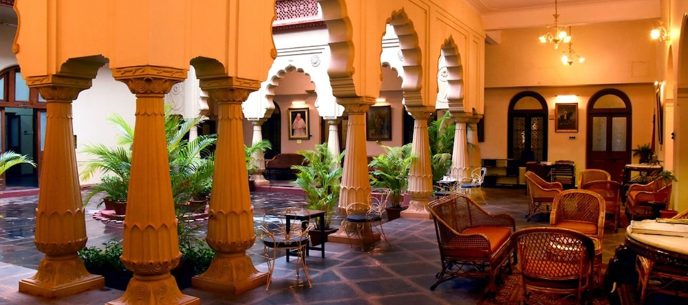 WelcomHeritage Shivavilas Palace, HAMPI, 霍萨佩特 — 照片 1