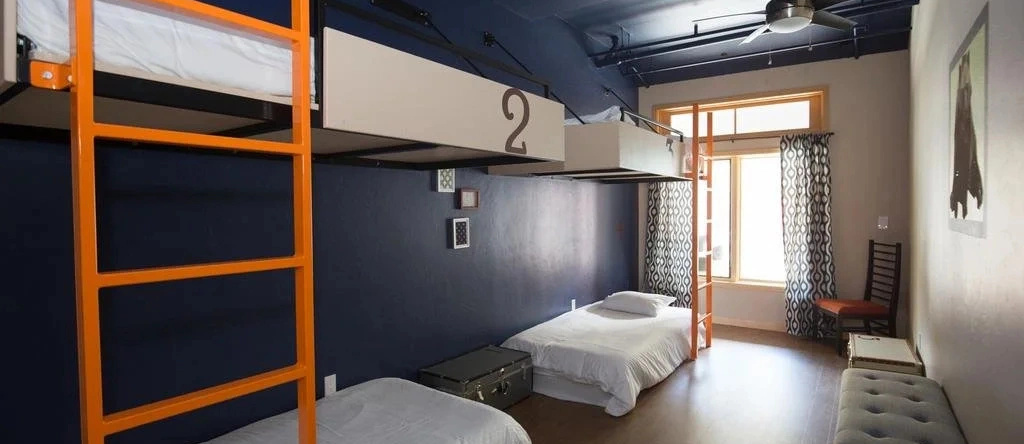 The Bunkhouse - Hostel, Минтерн — фото 1